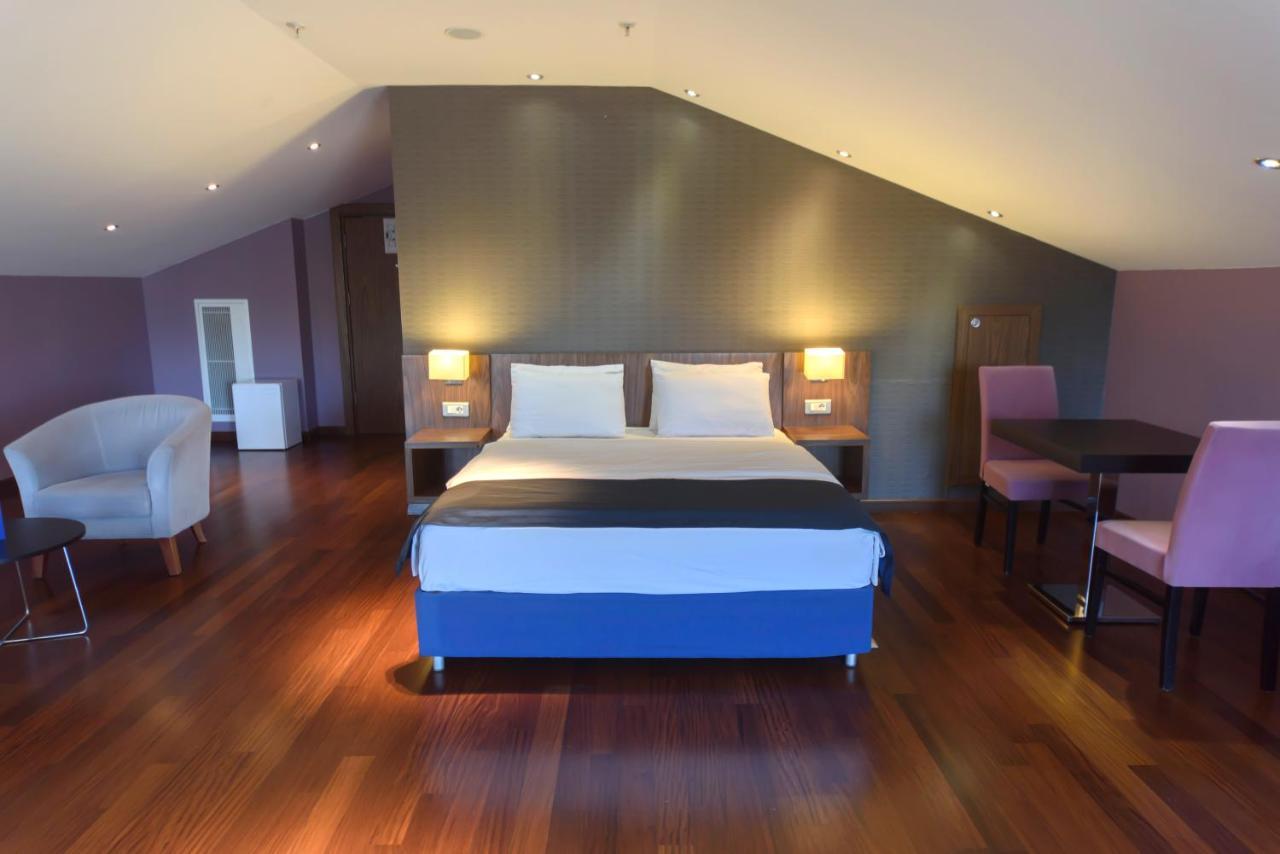 Holiday Inn Express Istanbul-Altunizade By Ihg Extérieur photo