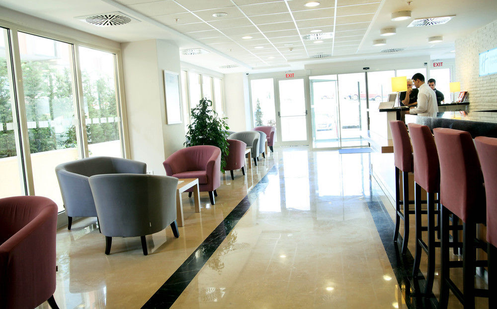 Holiday Inn Express Istanbul-Altunizade By Ihg Extérieur photo